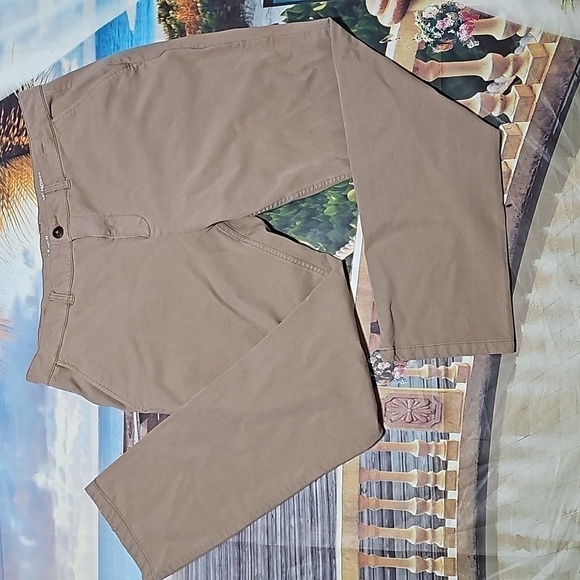 Mugsy Belmonts Chino Khaki Pants 40x32 - Picture 2 of 8